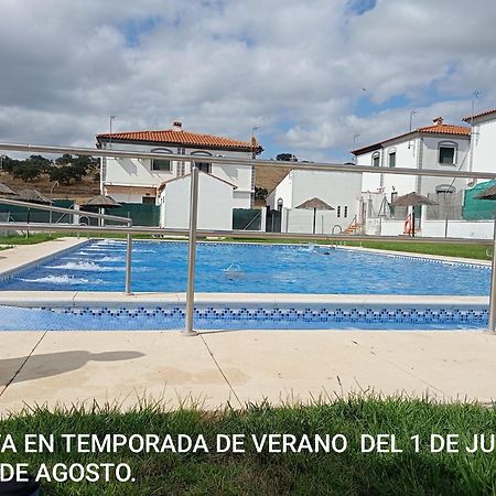 La Jara , Chalet Pareado El Real de la Jara Esterno foto