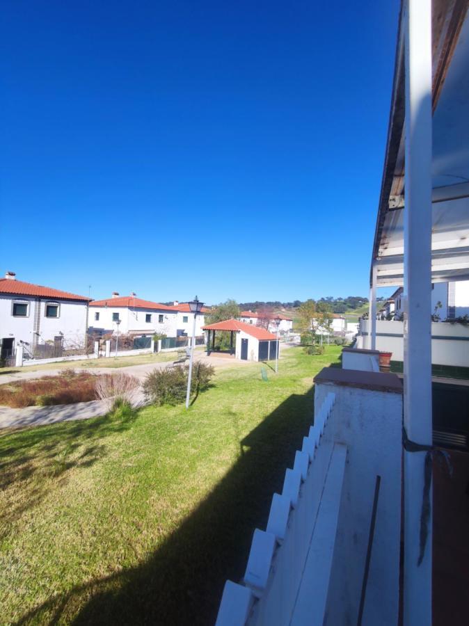 La Jara , Chalet Pareado El Real de la Jara Esterno foto